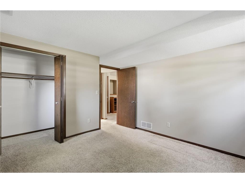 7965 75th Street S Cottage Grove MN 55016 7069107 image36