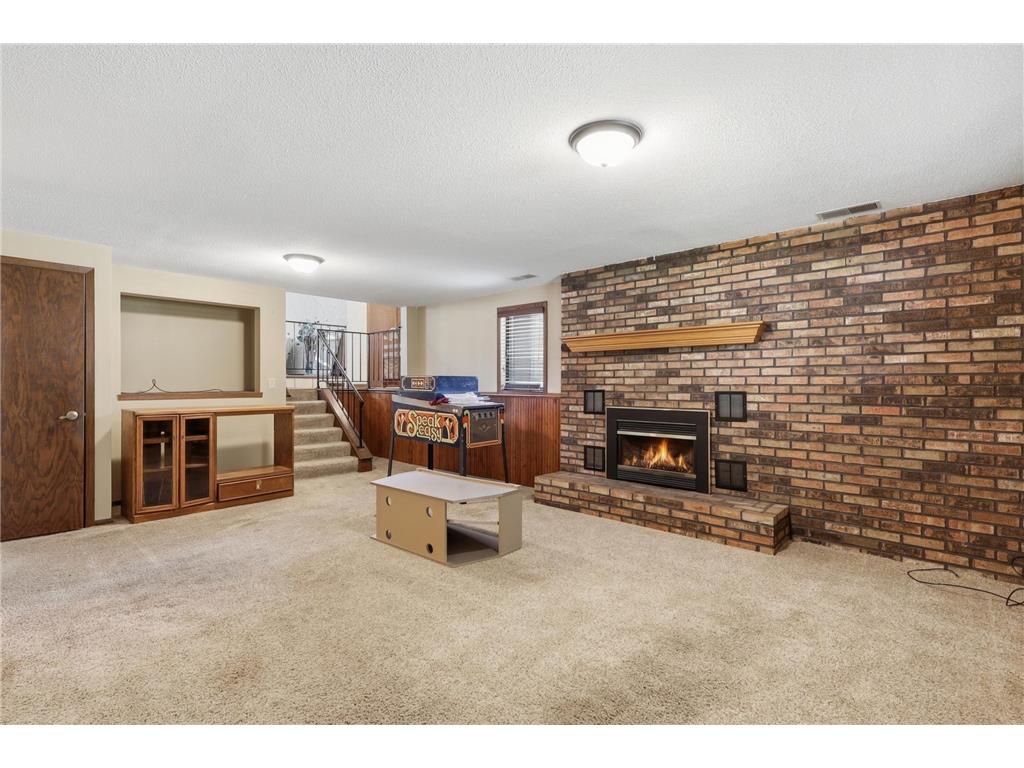 7965 75th Street S Cottage Grove MN 55016 7069107 image4
