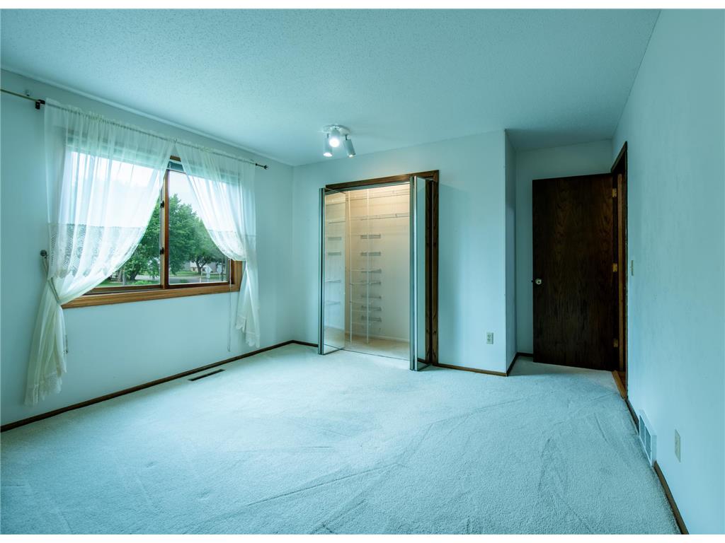 7965 Sierra Parkway Brooklyn Park MN 55444 7100265 image15