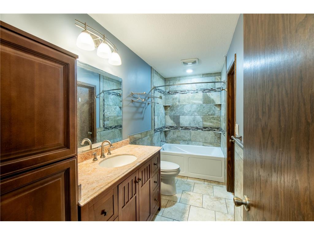7965 Sierra Parkway Brooklyn Park MN 55444 7100265 image20