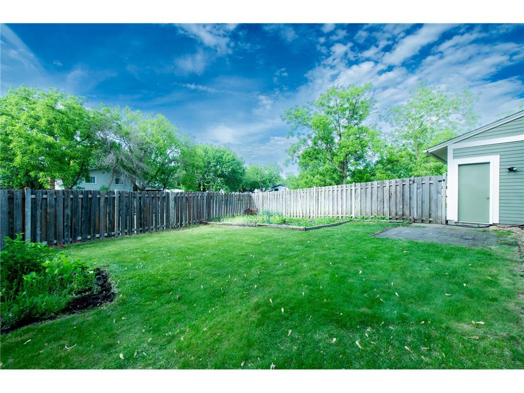 7965 Sierra Parkway Brooklyn Park MN 55444 7100265 image40