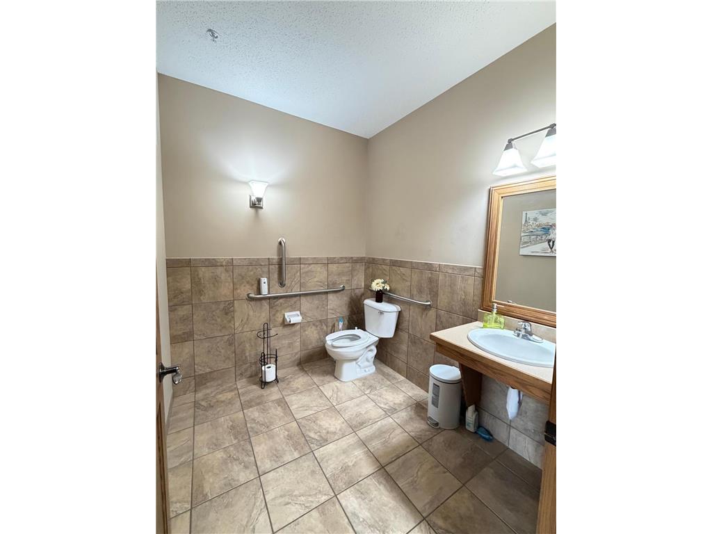 7965 Stone Creek Drive Chanhassen MN 55317 7073689 image5