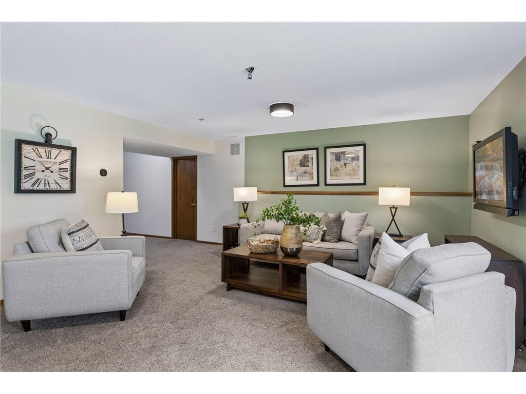 7966 Island Road Eden Prairie MN 55347 - Mitchell 7084369 image20