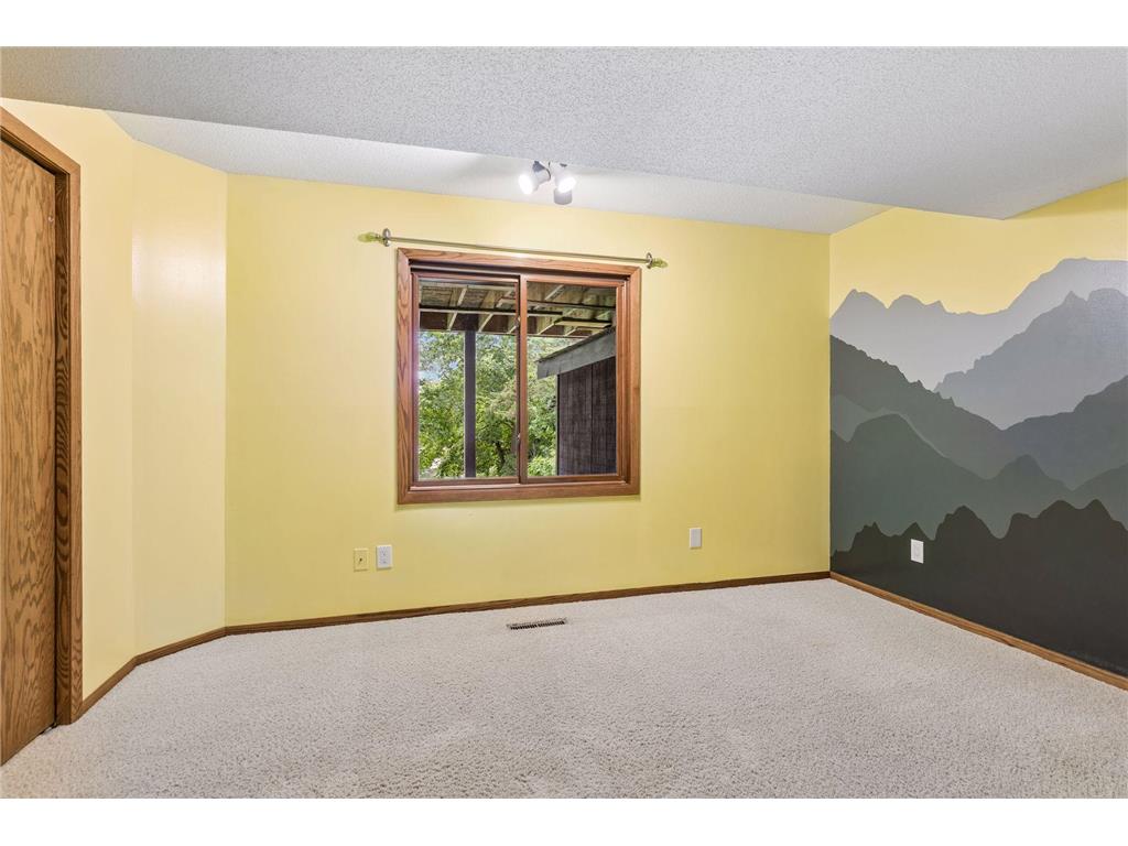 7966 Island Road Eden Prairie MN 55347 - Mitchell 7084369 image24