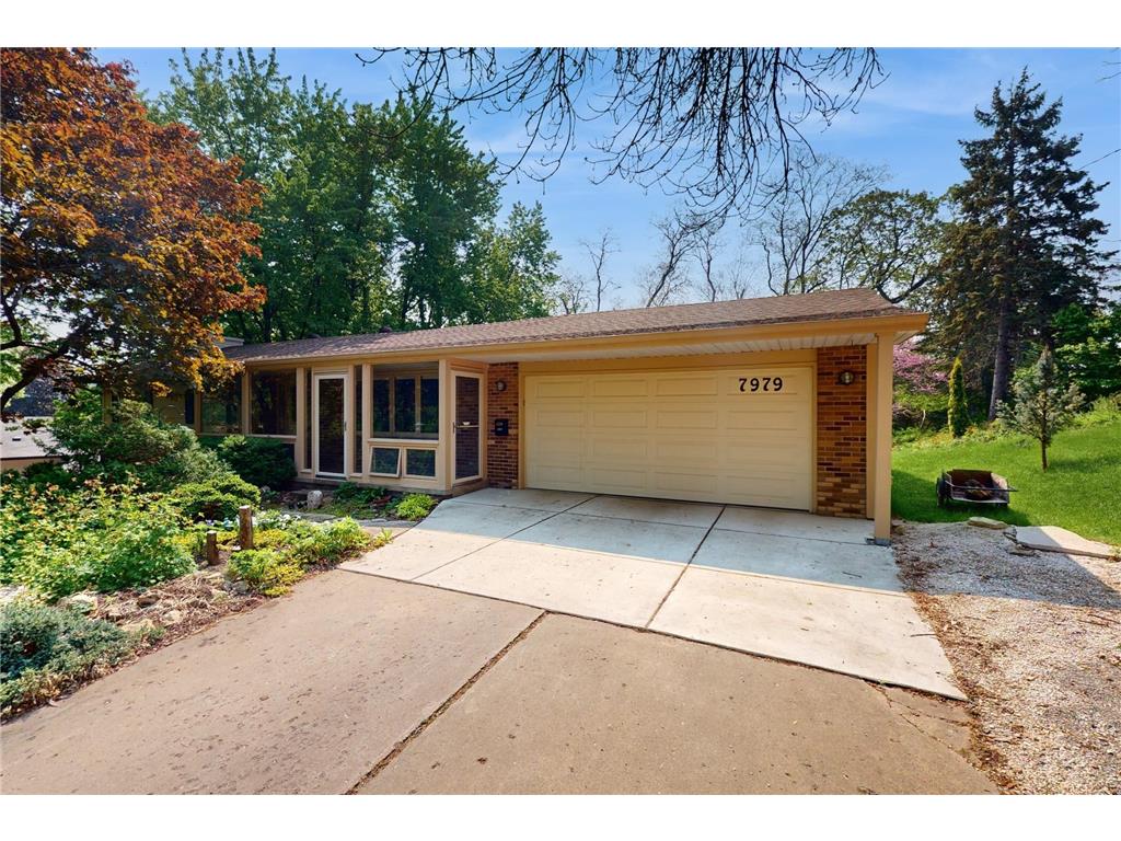 7979 Jonellen Lane N Golden Valley MN 55427 6531483 image1