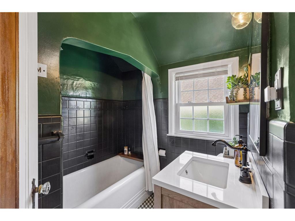 798 Pascal Street N Saint Paul MN 55104 7076496 image29