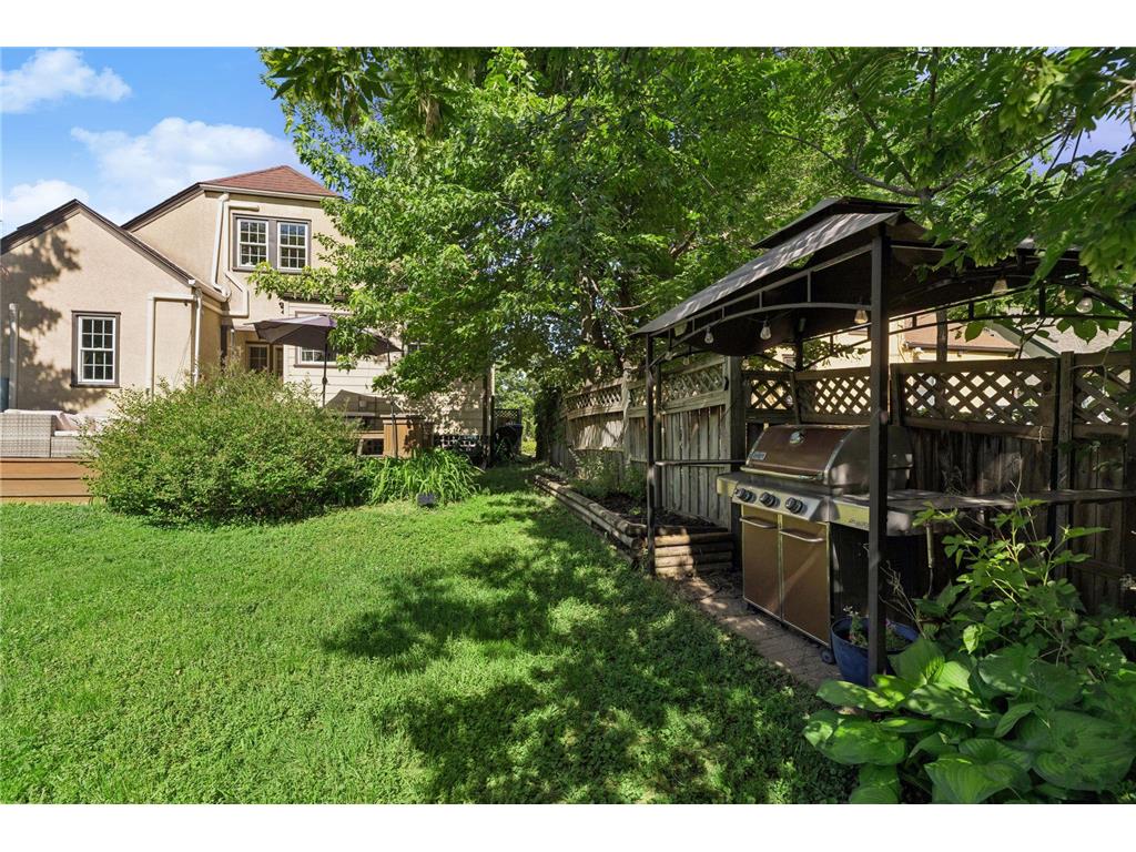 798 Pascal Street N Saint Paul MN 55104 7076496 image49