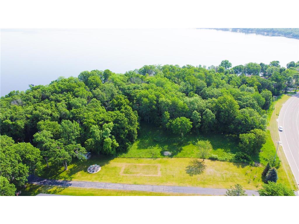 798 S Shore Drive Detroit Lakes MN 56501 - Detroit 6733499 image11