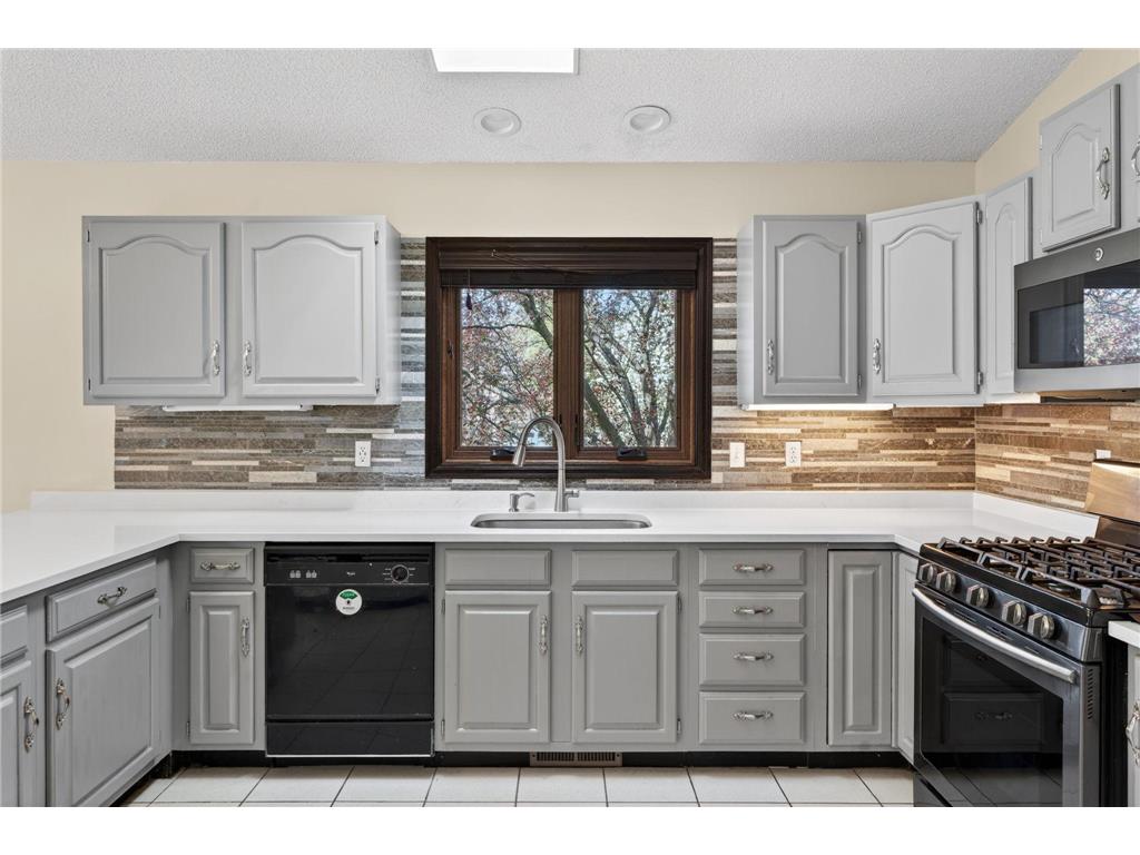 798 Sunset Drive Eagan MN 55123 7057232 image22