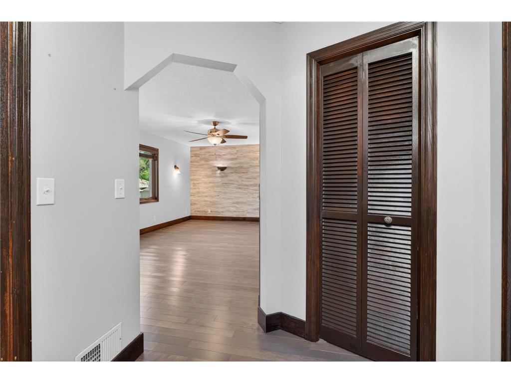798 Sunset Drive Eagan MN 55123 7057232 image40