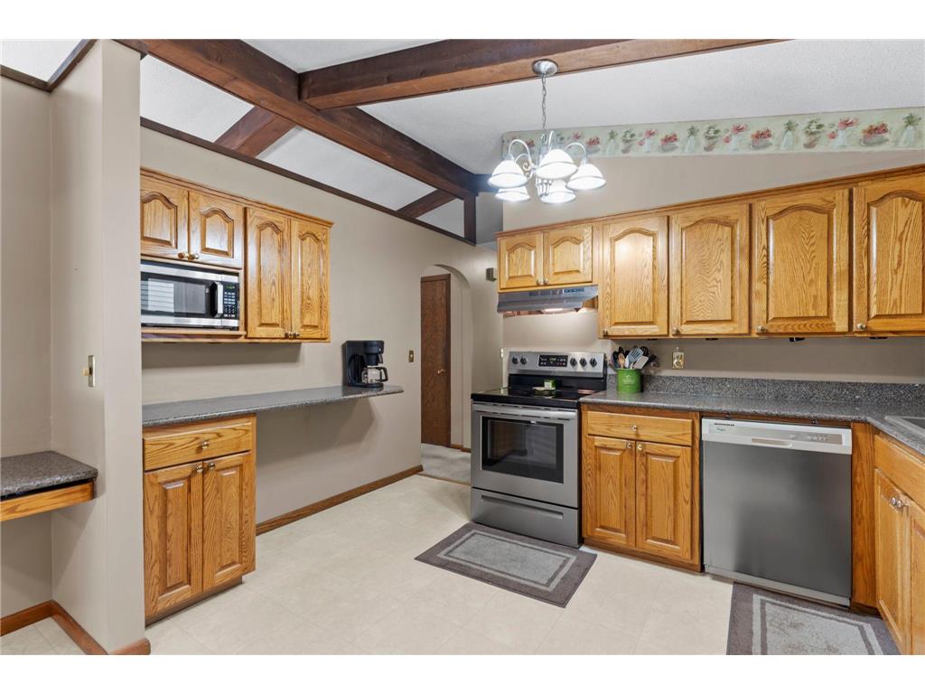7989 Eastwood Road Mounds View MN 55112 7111356 image15