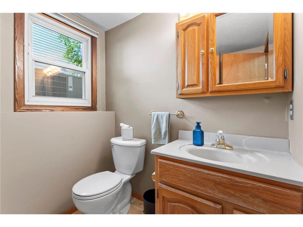 7989 Eastwood Road Mounds View MN 55112 7111356 image40