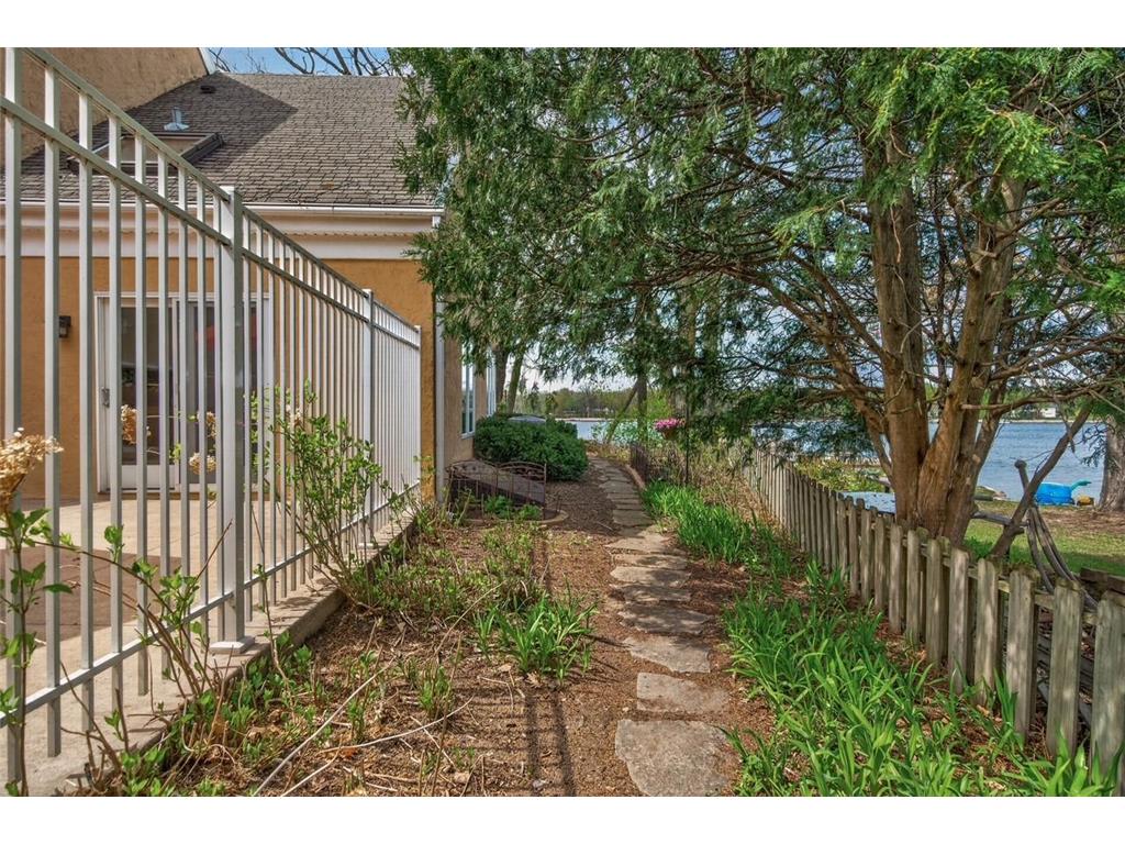 799 Heinel Drive Roseville MN 55113 - Owasso 7063161 image16