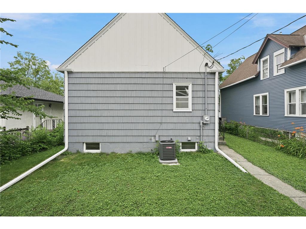 799 Watson Avenue Saint Paul MN 55102 7105688 image10