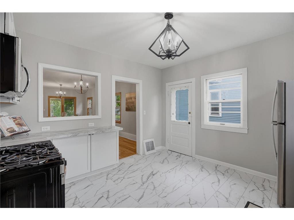 799 Watson Avenue Saint Paul MN 55102 7105688 image23