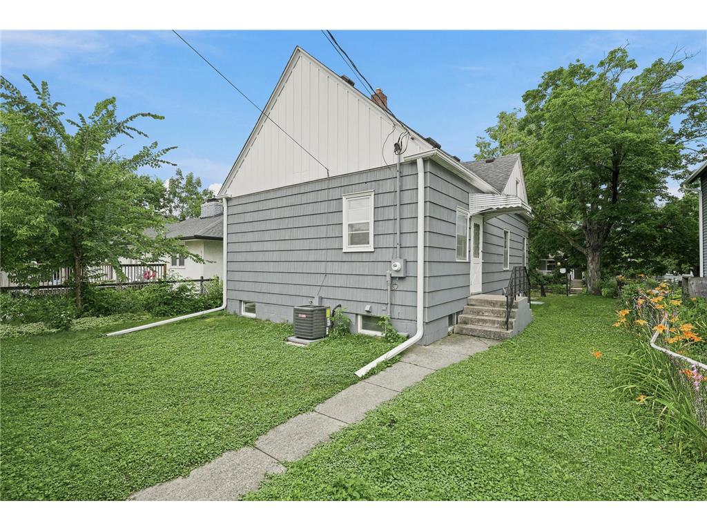 799 Watson Avenue Saint Paul MN 55102 7105688 image9