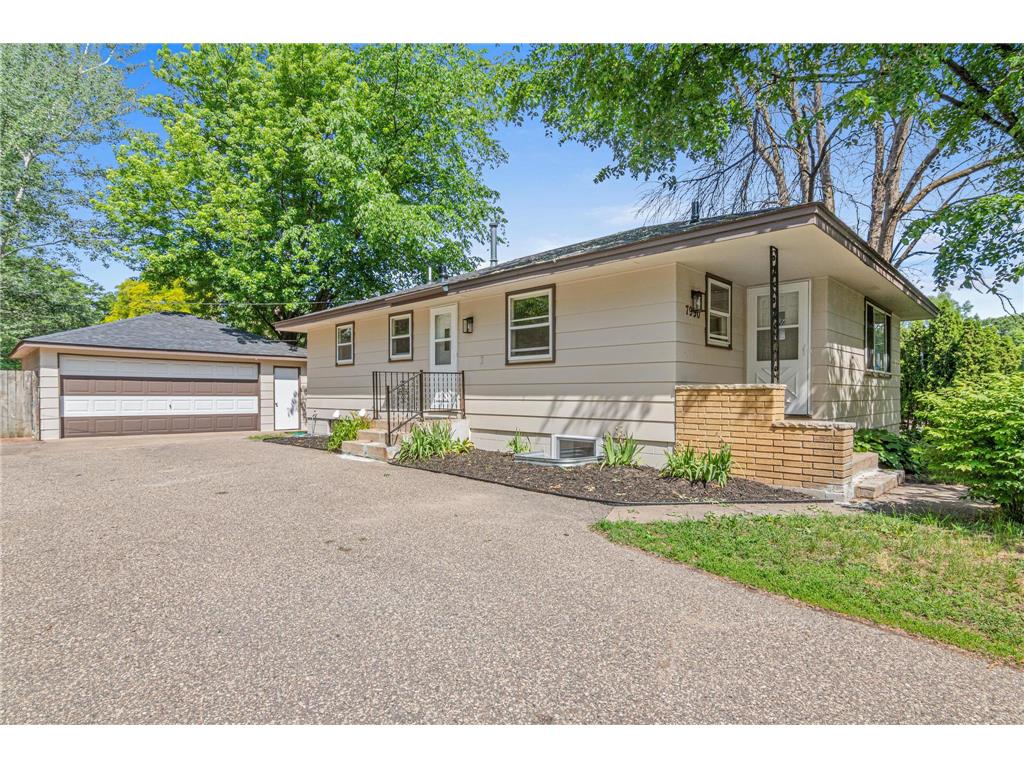 7990 E River Road Fridley MN 55432 7086092 image28