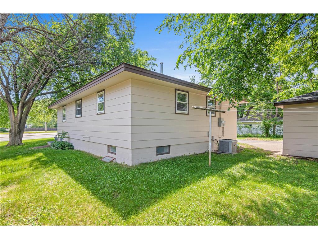 7990 E River Road Fridley MN 55432 7086092 image29