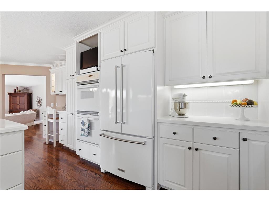 7990 Island Road Eden Prairie MN 55347 - Mitchell 7070410 image11