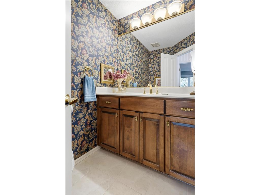7990 Island Road Eden Prairie MN 55347 - Mitchell 7070410 image22