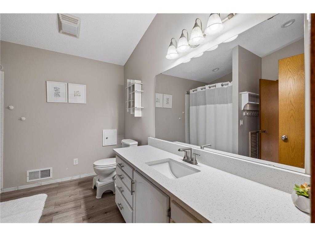 7993 172nd Street W Lakeville MN 55044 7076730 image21