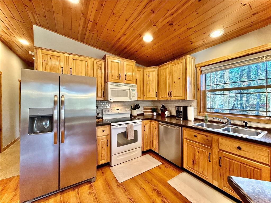 7995 Treefrog Drive NW Walker MN 56484 - Leech Lake 7000989 image11