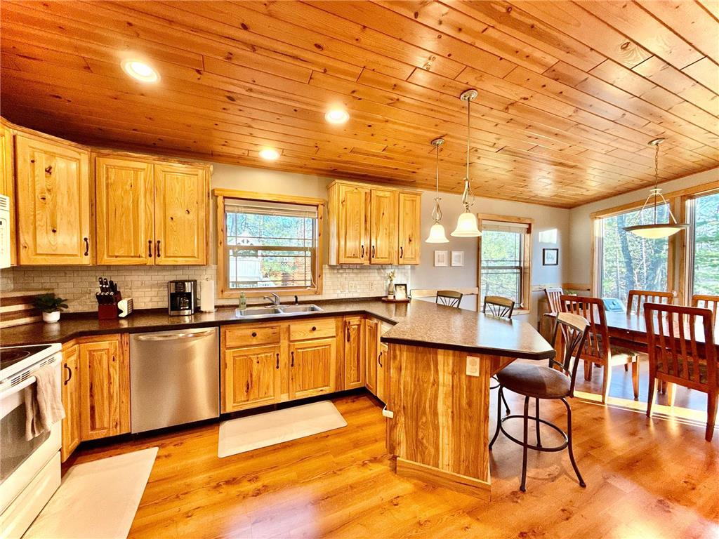 7995 Treefrog Drive NW Walker MN 56484 - Leech Lake 7000989 image9