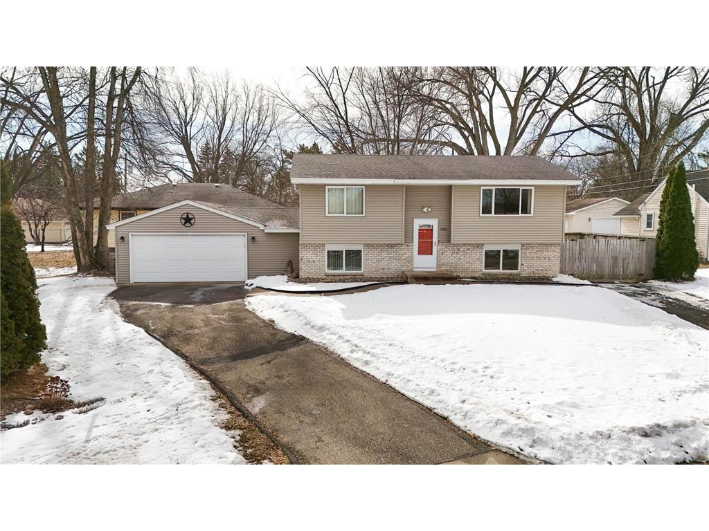 7998 E River Road Fridley MN 55432 7027143 image1