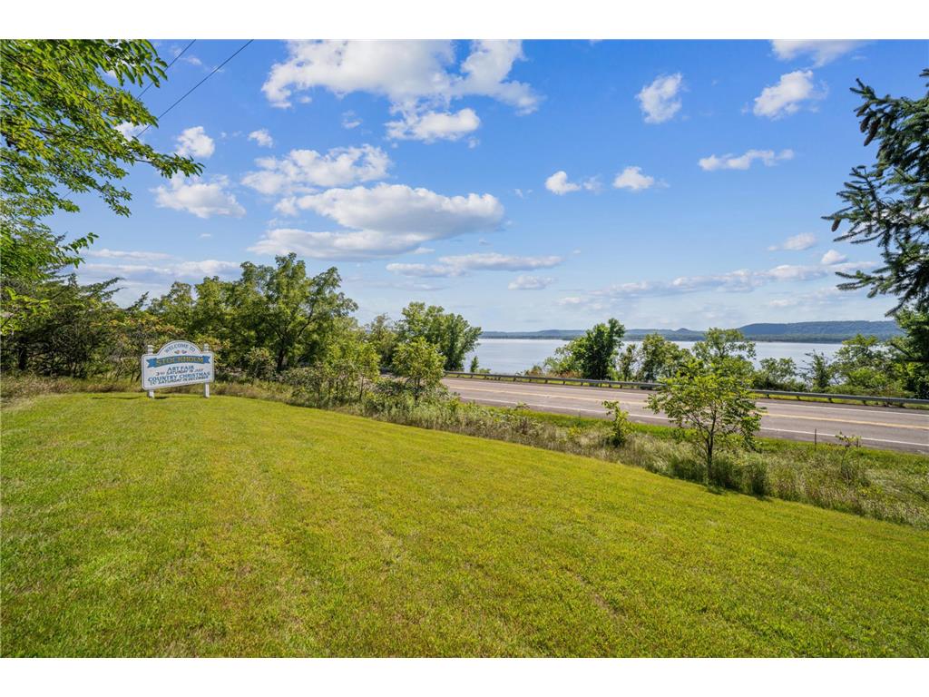 8.54 AC State Highway 35 Stockholm WI 54769 - Lake Pepin 6780018 image1