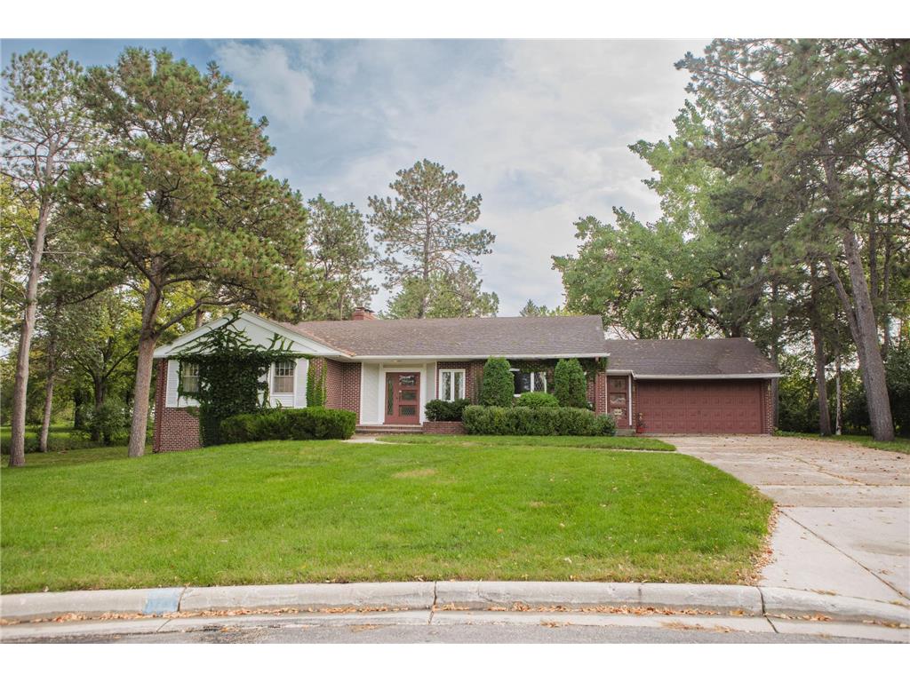 8 Circle Pines Street Morris MN 56267 6447045 image1