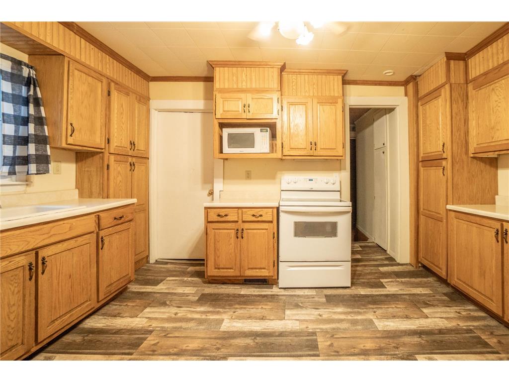 8 Dayton Avenue SE Wadena MN 56482 7001523 image6