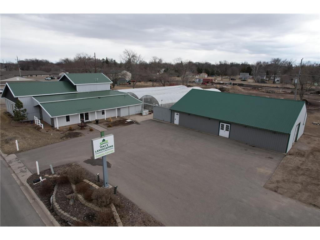 8 E Highway 28 Morris MN 56267 6643714 image1