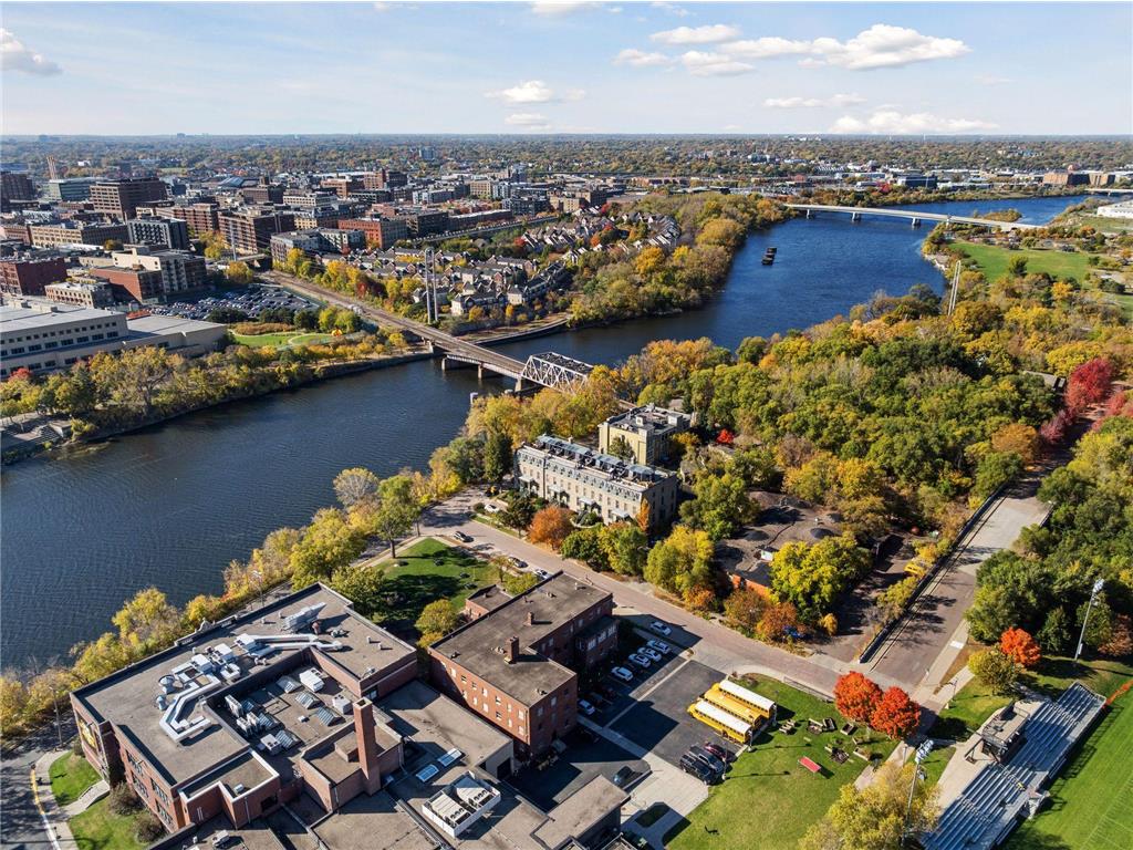 8 Grove Street #8B Minneapolis MN 55401 - Mississippi 6723090 image2