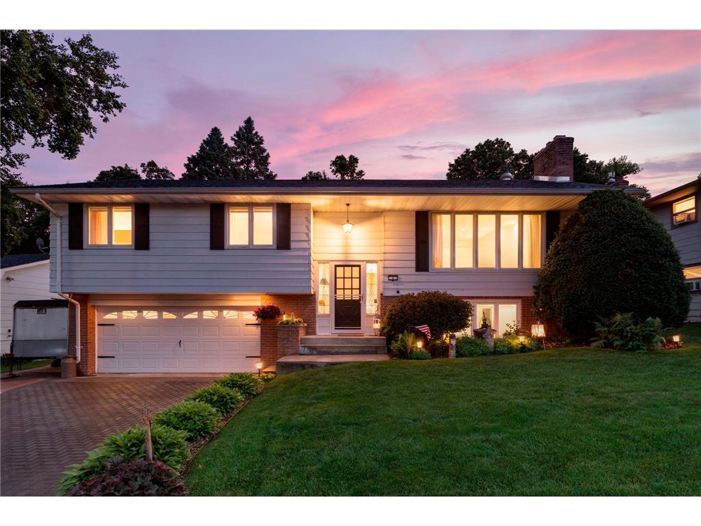 8 Imperial Drive E West Saint Paul MN 55118 7087566 image1