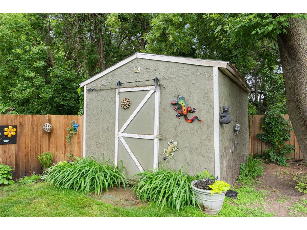 8 Imperial Drive E West Saint Paul MN 55118 7087566 image56