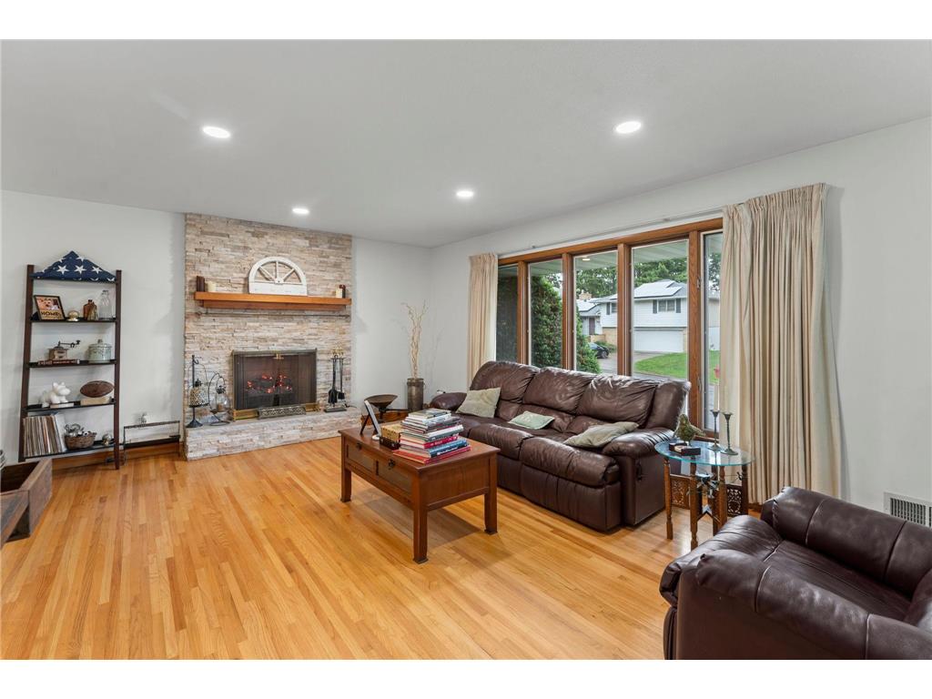 8 Imperial Drive E West Saint Paul MN 55118 7087566 image8