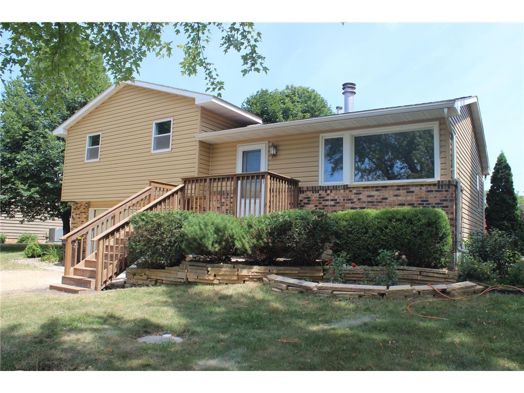 8 Linden Lane Blue Earth MN 56013 6411892 image1