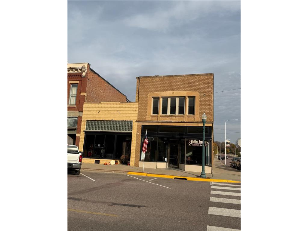 8 N Marshall Avenue Springfield MN 56087 6625913 image1