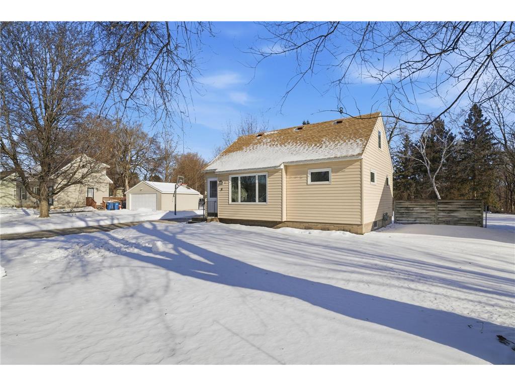 8 Pointcross Drive Circle Pines MN 55014 7012682 image5