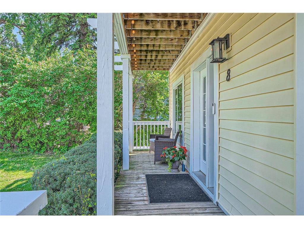 8 Queen Avenue S Minneapolis MN 55405 6809916 image10