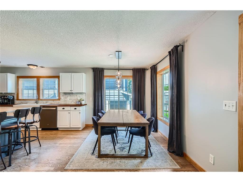 8 Queen Avenue S Minneapolis MN 55405 6809916 image12