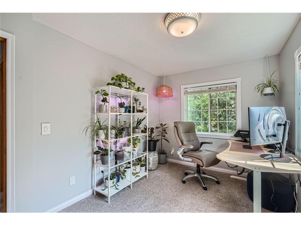 8 Queen Avenue S Minneapolis MN 55405 6809916 image22