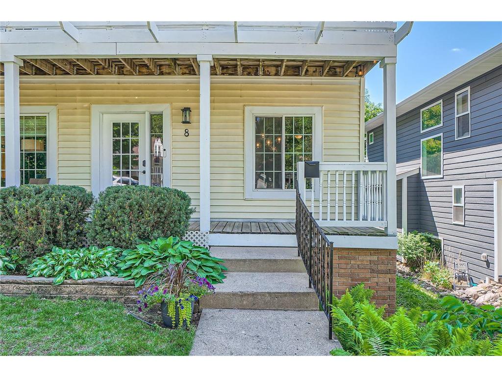 8 Queen Avenue S Minneapolis MN 55405 6809916 image9