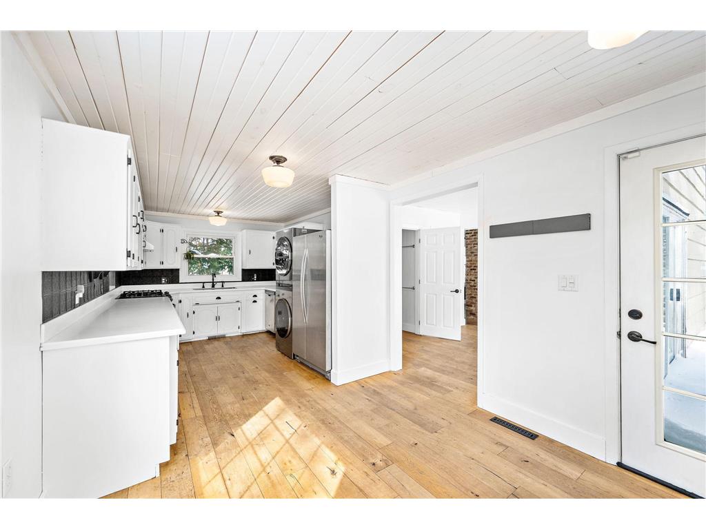 80 Oak Street Mahtomedi MN 55115 7037990 image9