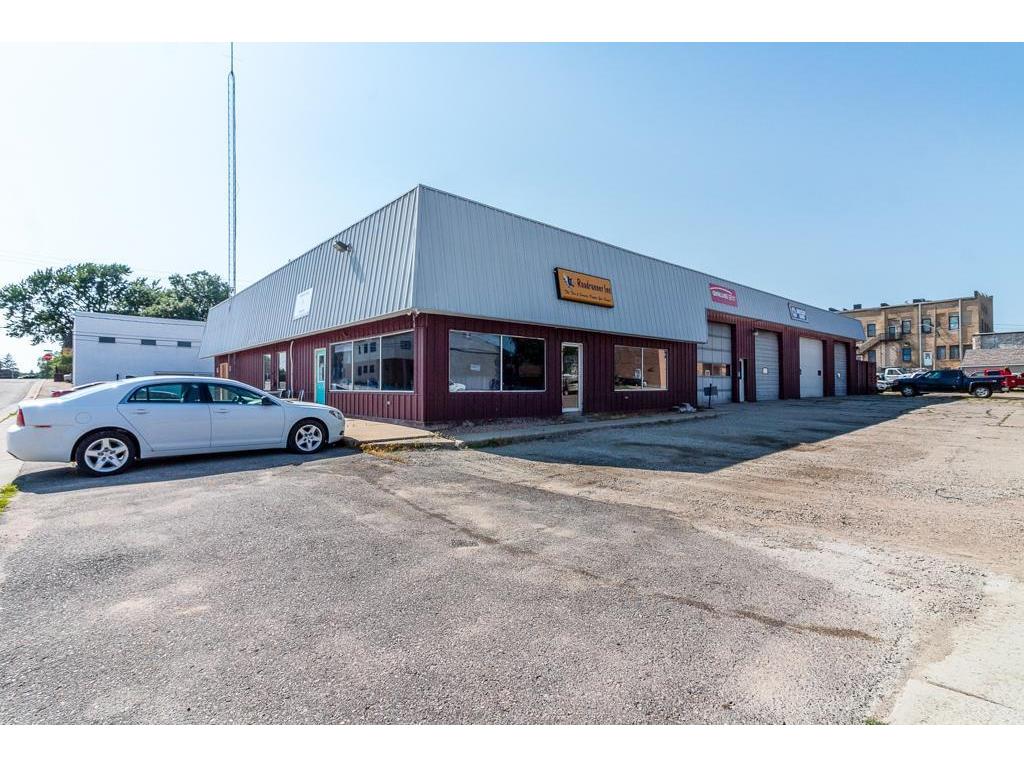 80 S Waterville Avenue, Le Center, MN, 56057 MLS 6399554 Edina Realty