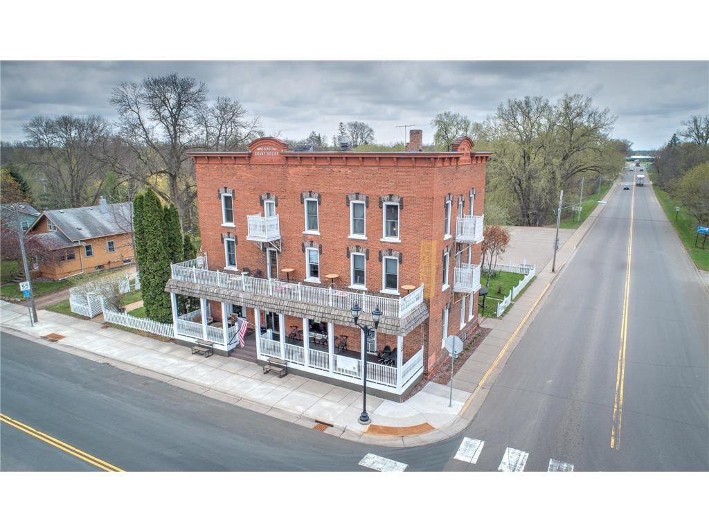 80 W 4th Street Rush City MN 55069 6793207 image1