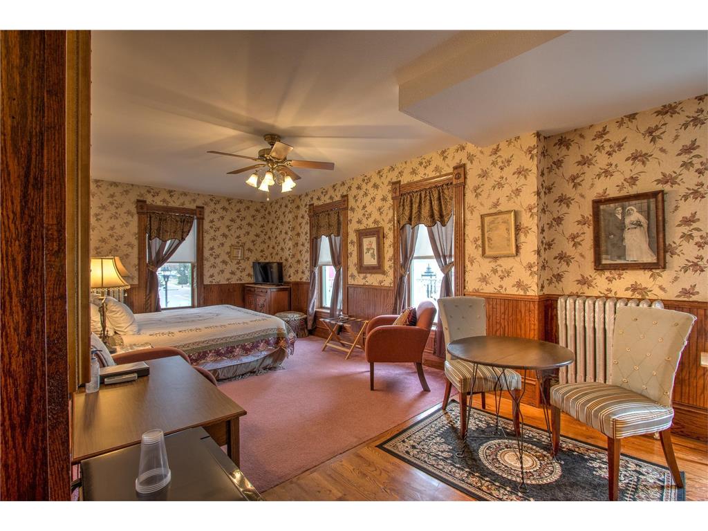 80 W 4th Street Rush City MN 55069 6793207 image11