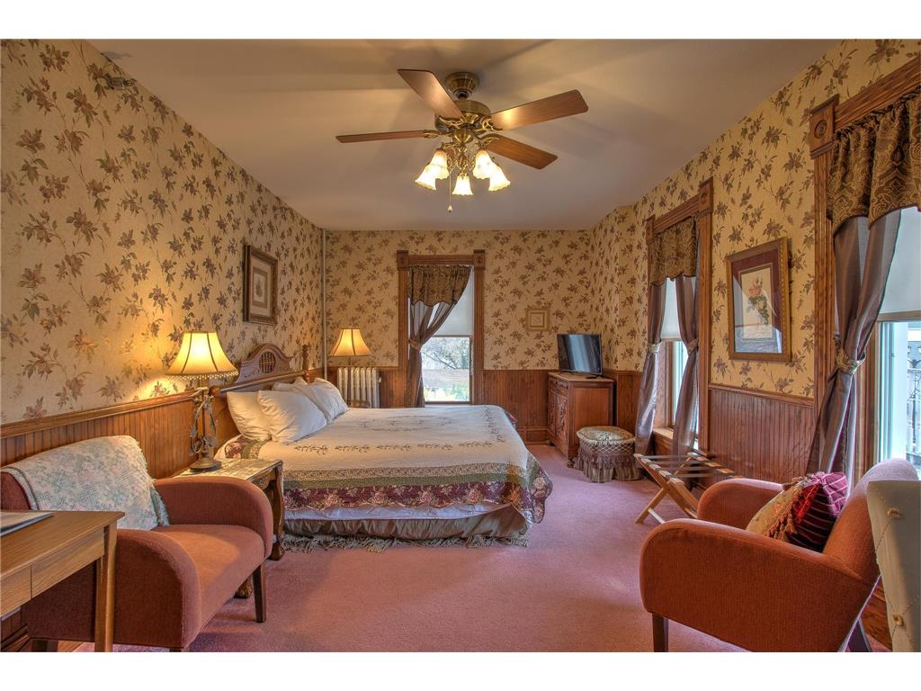 80 W 4th Street Rush City MN 55069 6793207 image12