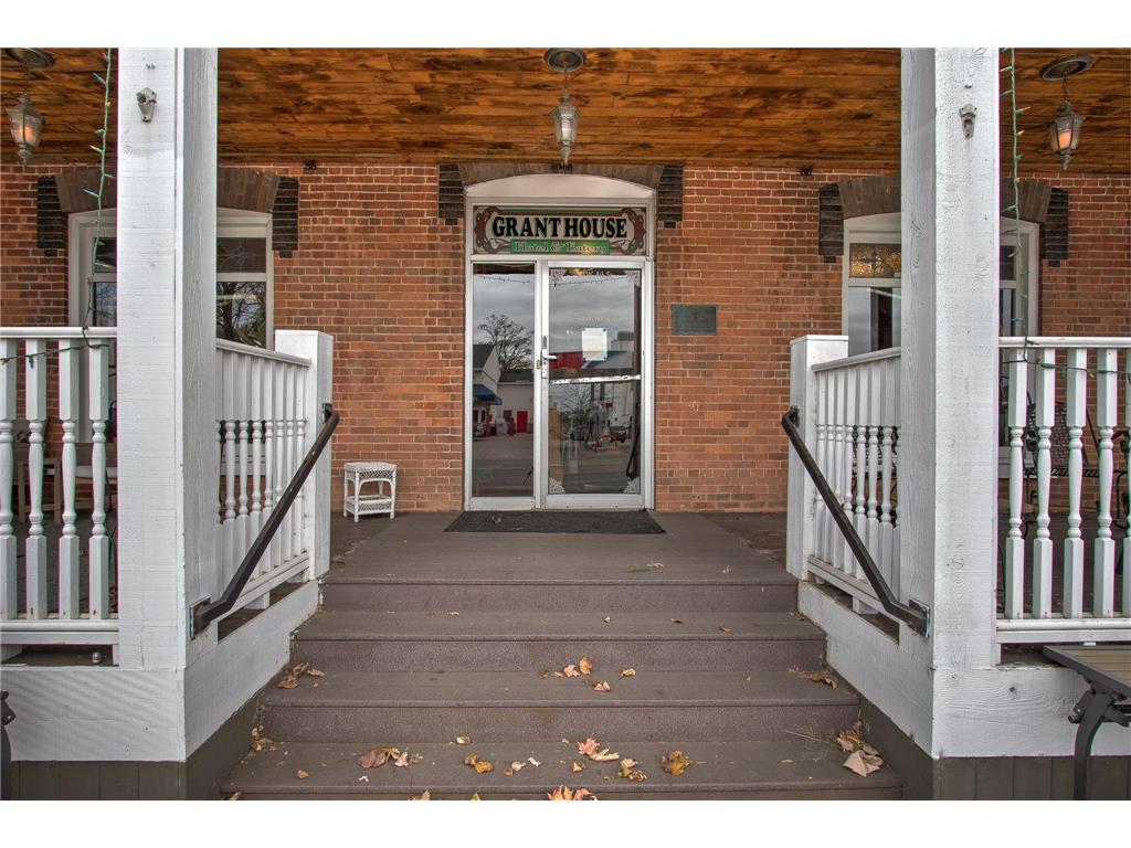 80 W 4th Street Rush City MN 55069 6793207 image2