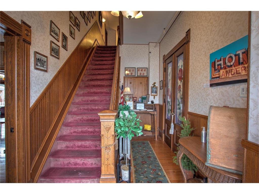 80 W 4th Street Rush City MN 55069 6793207 image6